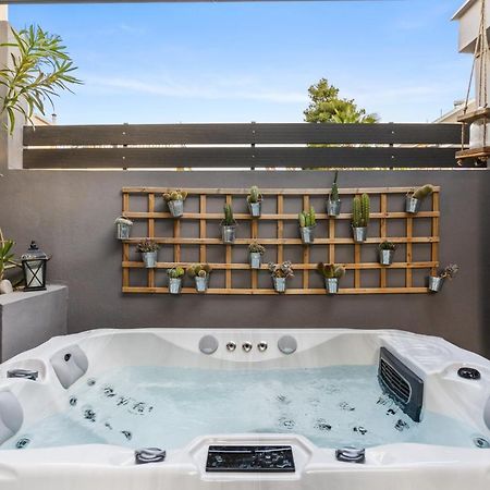 Luxe House In Glyfada With Spa Near Metro Station C8 Atény Exteriér fotografie