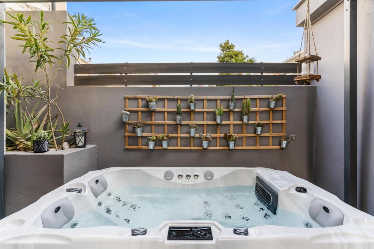 Luxe House In Glyfada With Spa Near Metro Station C8 Atény Exteriér fotografie